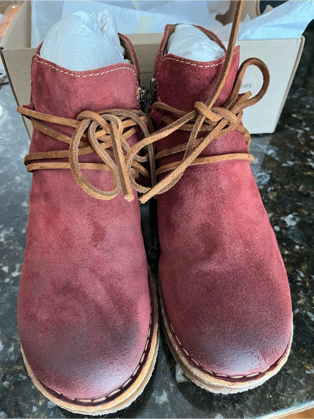 Women’s Born Calyn boots sz 8 nib